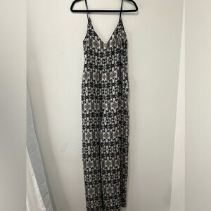 ZARA - Jumpsuit Black/White V-Neck Wide Leg Size S
